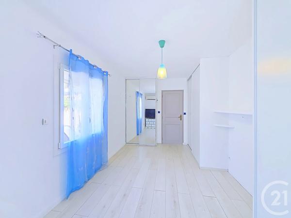Maison à vendre  5 pièces - 133 m 2   ISTRES  - 13