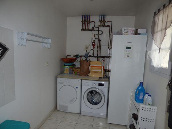 Maison Saint Denis De L Hotel 6 pièce(s) 181 m2