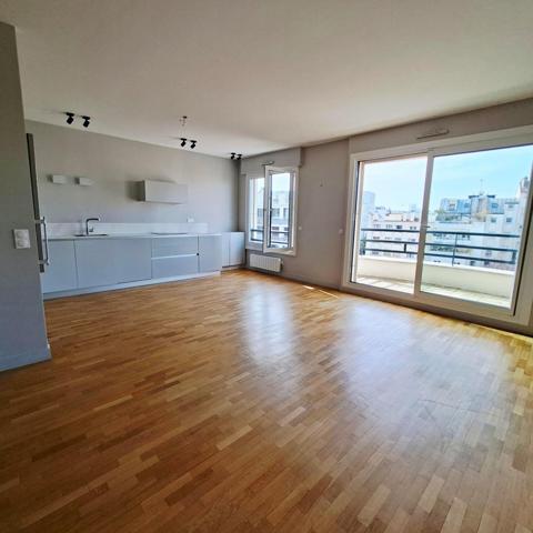 Grand F2 Parfait Etat au soleil étage élevé deux balcons