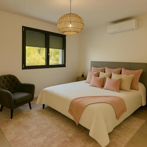 Plain-pied 2021 ,Lumineuse & clé en main .Secteur recherché de Villerest