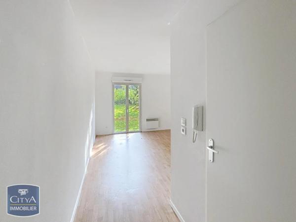 Appartement à louer 2 pièces 40.58m² Maubeuge (59600)