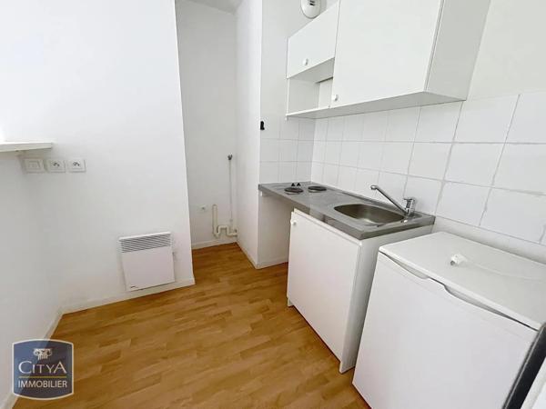 Appartement à louer 2 pièces 40.58m² Maubeuge (59600)