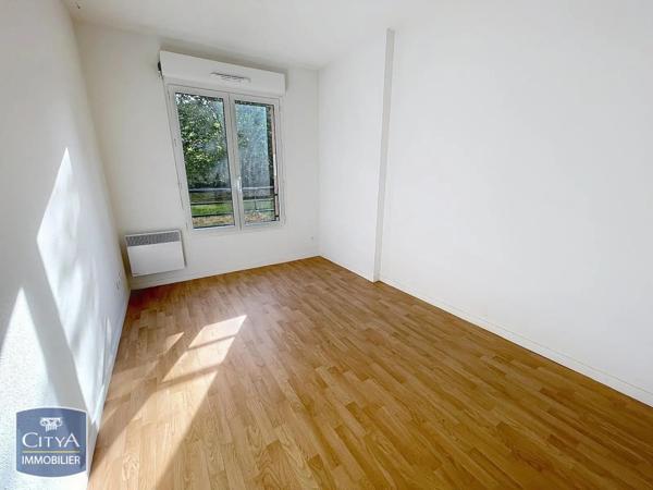 Appartement à louer 2 pièces 40.58m² Maubeuge (59600)