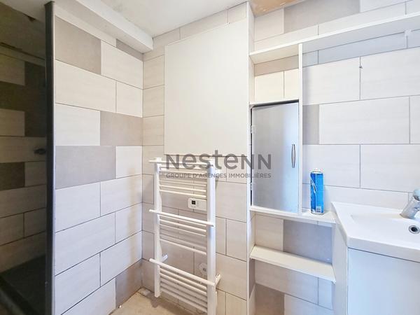 Sur Villemoirieu , maison familiale avec espace indépendant et beau potentiel