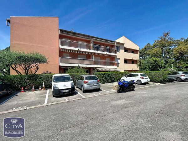Appartement à vendre 3 pièces 49m² Sainte-Maxime (83120)