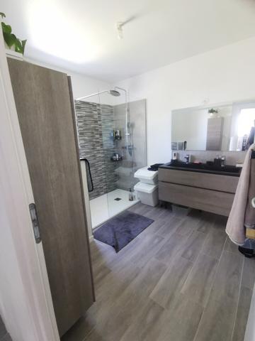 15 min d'Aix-en-Provence, Villa T4 avec piscine à Meyrargues