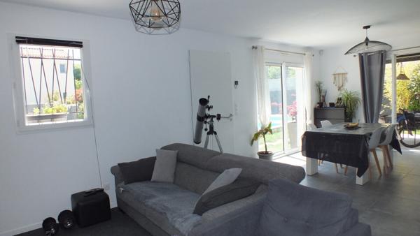 15 min d'Aix-en-Provence, Villa T4 avec piscine à Meyrargues