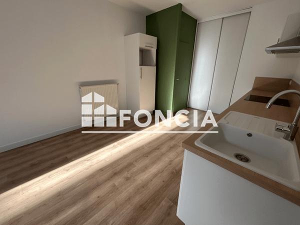 Location Appartement 2 pièces 46.82 m² - 12 RUE FERDINAND BUISSON Niort 79000