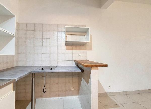 Appartement à louer  1 pièce •  Ajaccio