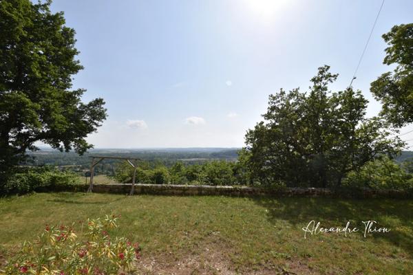 Maison à vendre 23 pièces JUJURIEUX (01)