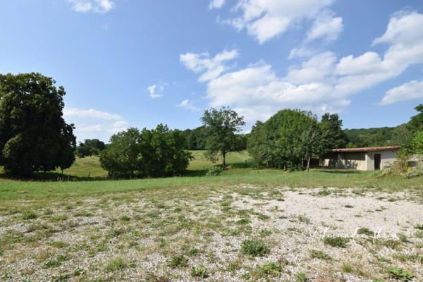 Maison à vendre 23 pièces JUJURIEUX (01)