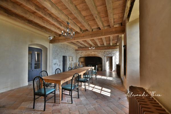 Maison à vendre 23 pièces JUJURIEUX (01)