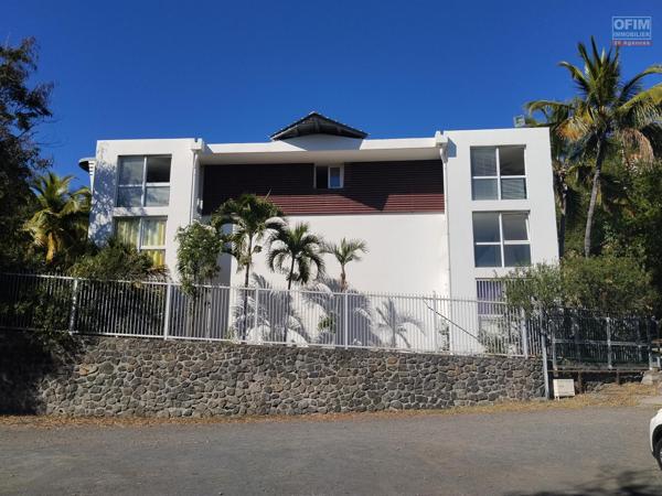 A vendre - Boucan - T3 Varangue vue mer + Studio indépendant - 578947 euros