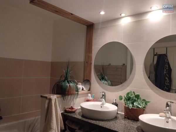 A vendre - Boucan - T3 Varangue vue mer + Studio indépendant - 578947 euros