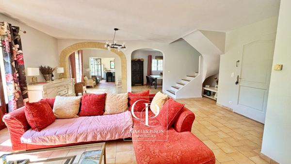 Maison à vendre 7 pièces ROGNES (13)