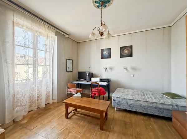 Maison à vendre 5 pièces GONDRIN (32)