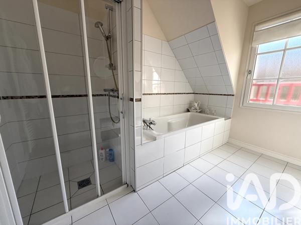 Maison à vendre 7 pièces 200 m² Vieux-Moulin