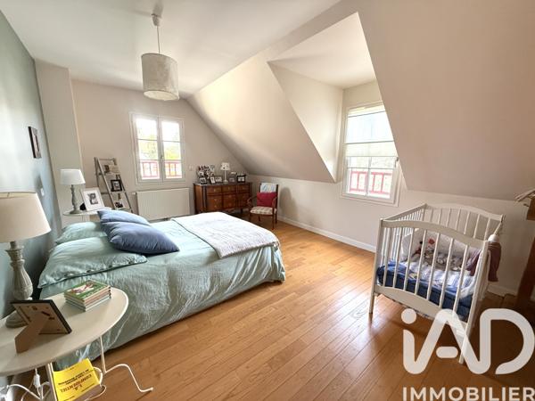 Maison à vendre 7 pièces 200 m² Vieux-Moulin