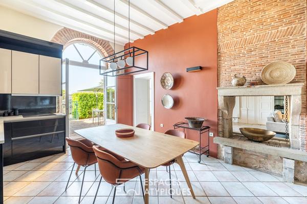 Location Meublée d’Exception : Appartement de Prestige en rez-de-jardin au coeur d’une bâtisse en Pierres Dorées