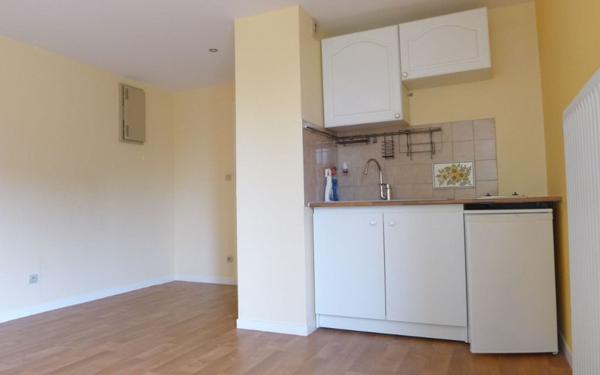 Appartement à louer    1 pièce • 22,67 m2 Fontaine-lès-Dijon