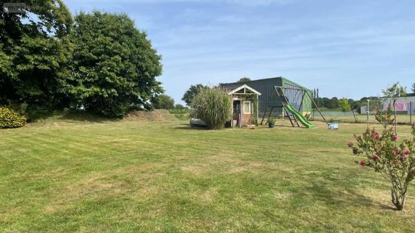 Maison à vendre à Saint-Hernin dans le Finistère (29270), ref : STH194