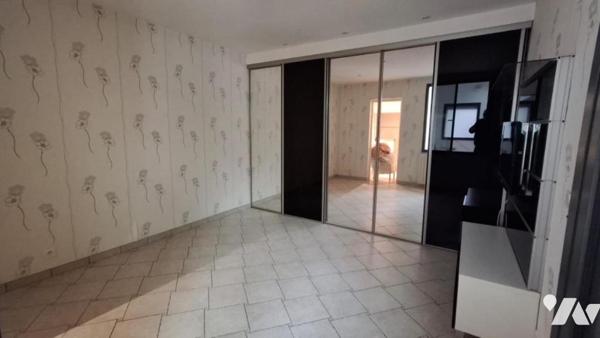 Sur la commune de DRANCY (Seine-Saint-Denis) Maison de 4 pièces principales 