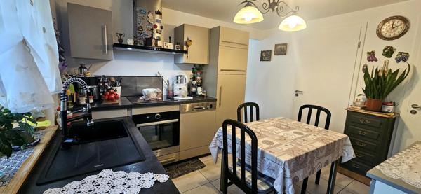 Maison mitoyenne refaite à neuf – 122 m² – Moussey