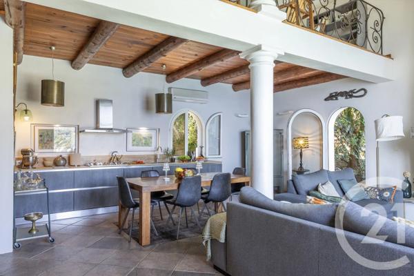 Maison à vendre  6 pièces - 228 m 2   BRANDO  - 202