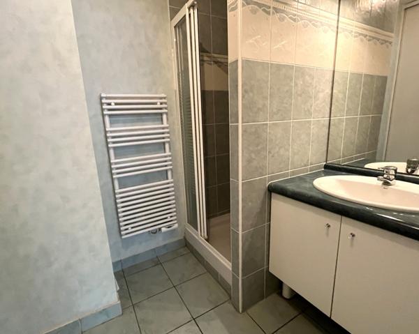 Appartement Les Sables D Olonne 2 pièces 56 m² terrasse proche centre ville et gare