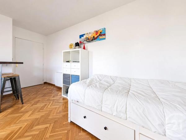 Appartement F1 à vendre  1 pièce - 27,78 m 2   SURESNES  - 92