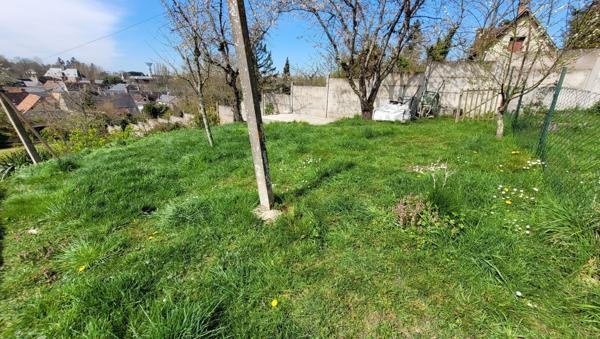 Maison 91m² hab, cuis,s/séjour, 3 ch + cave dépendance / terrain 694m²