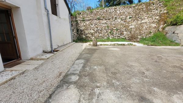 Maison 91m² hab, cuis,s/séjour, 3 ch + cave dépendance / terrain 694m²