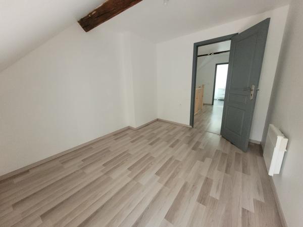 Maison 91m² hab, cuis,s/séjour, 3 ch + cave dépendance / terrain 694m²