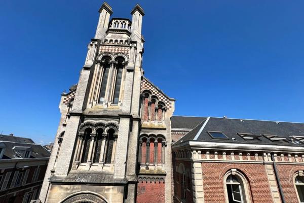 AMIENS (80000) MAISON DE VILLE - MAISON D'HÔTES - HÔTEL PARTICULIER - CENTRE VILLE - RARE - 6 CHAMBRES - ANNEXE - COUR - CAVE