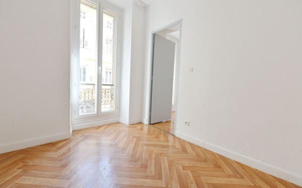 Appartement à vendre    3 pièces • 70,44 m2 Grasse