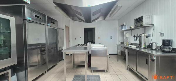 Investissement locatif - 79 appartements avec parkings et extérieur privatif.
