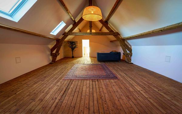 Maison à vendre    4 pièces • 241,60 m2 Ronssoy