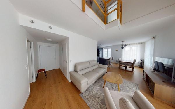 Appartement à vendre    5 pièces • 99,80 m2 Coupvray