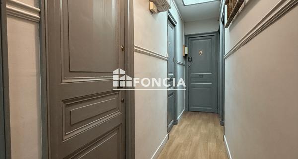 À vendre Studio 11.32 m² - Paris 75009