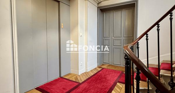 À vendre Studio 11.32 m² - Paris 75009