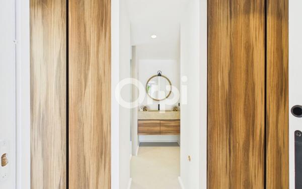 Maison à vendre    4 pièces • 147 m2 Mandelieu-la-Napoule