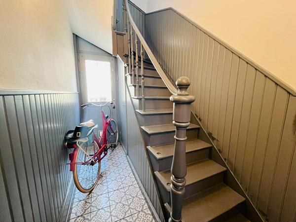 Maison à Calais, place crève-coeur de 123 m2, 4 chambres + bureau + cour