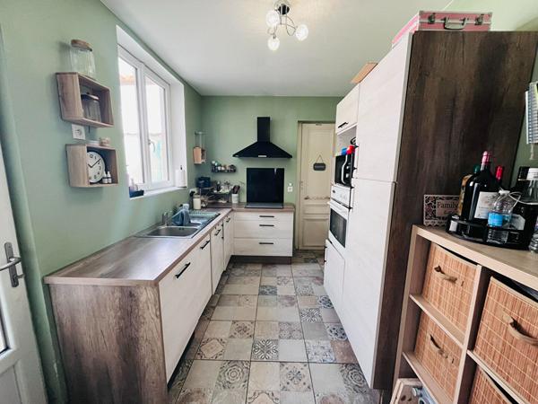 Maison à Calais, place crève-coeur de 123 m2, 4 chambres + bureau + cour