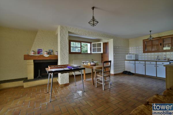 Proche Bergerac Maison de village de 176m2 sur terrain 2000m2