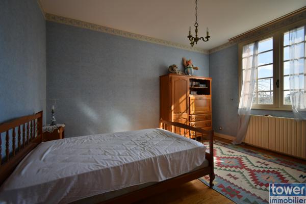 Proche Bergerac Maison de village de 176m2 sur terrain 2000m2