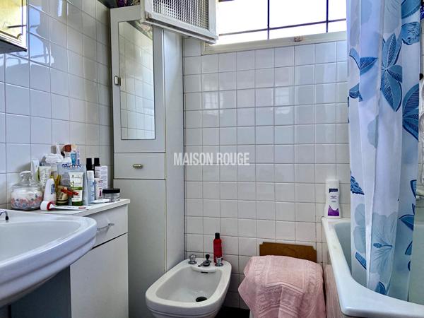 Maison individuelle au calme avec vue dégagée, à 5 minutes de l'hyper centre, proche commerces, terrain de 1000m2