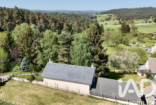 Maison à vendre 4 pièces 90,68 m² Peyre en Aubrac