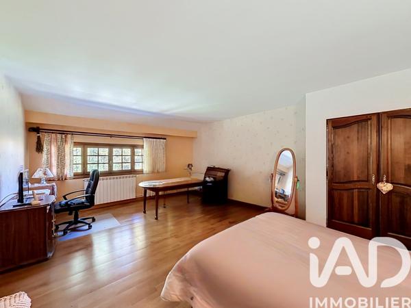 Maison à vendre 4 pièces 90,68 m² Peyre en Aubrac
