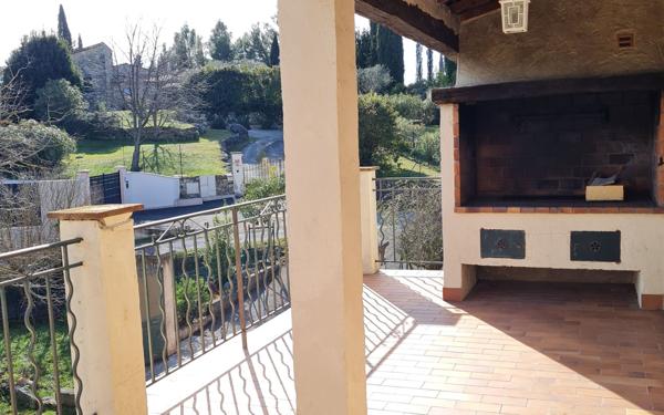 Appartement à louer    4 pièces • 119 m2 Châteauneuf-Grasse