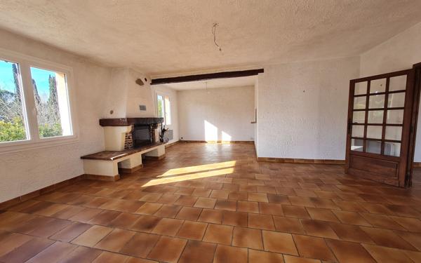 Appartement à louer    4 pièces • 119 m2 Châteauneuf-Grasse